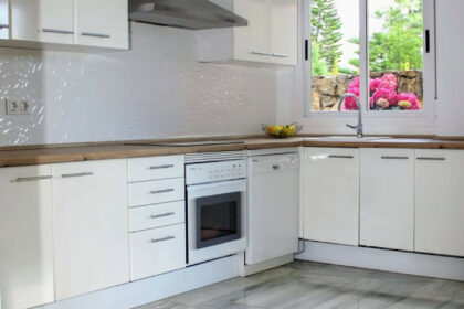 19729e0942d992dffb1c523687d022c4 - 11