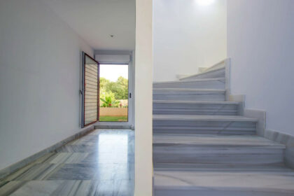 19729e0942d992dffb1c523687d022c4 - 18