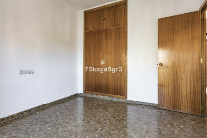 19772ab6b1be0fecfd994f4c92fb2e99 - 14