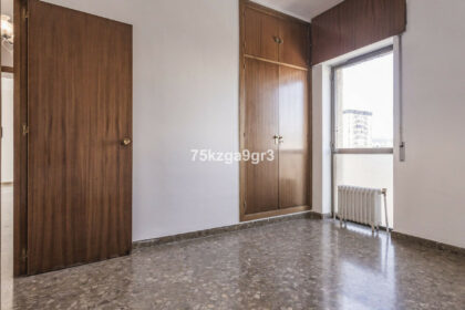 19772ab6b1be0fecfd994f4c92fb2e99 - 15