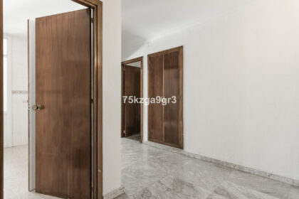 19772ab6b1be0fecfd994f4c92fb2e99 - 7