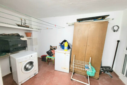 19f725b482b2b8eefcfd1781421f5be5 - 12