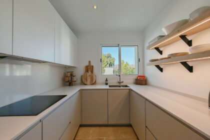 1a1a6f22a621ff06dc4f1ba988bbb903 - 10