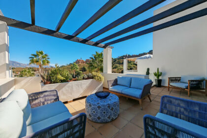 1a1a6f22a621ff06dc4f1ba988bbb903 - 31