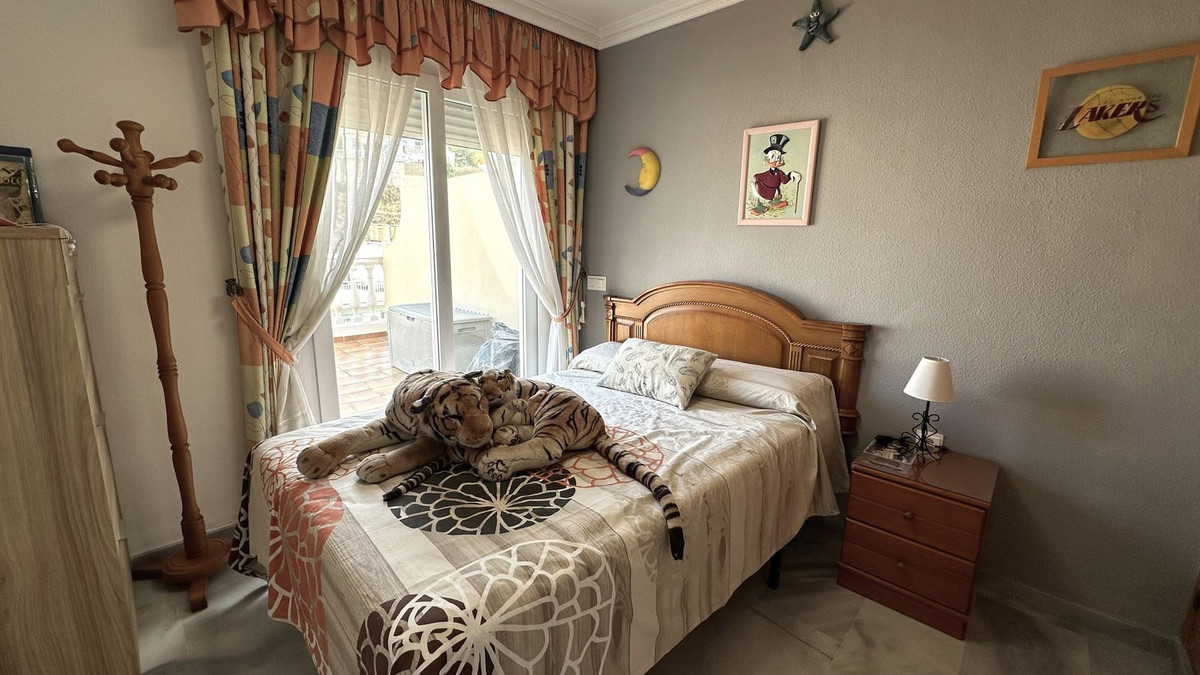 1a7cb35af3d57f4cb0956d1dfb3caa05 - 22