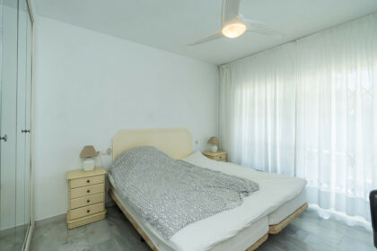 1ad63e0ffca2d1bdd5a3608611a43156 - 15