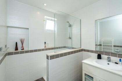 1ad63e0ffca2d1bdd5a3608611a43156 - 16