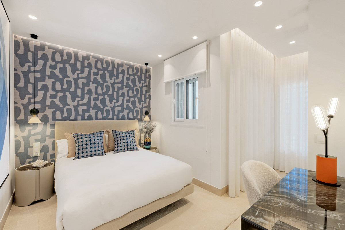 1b7af44f9bd55f42cdf55113c18e0761 - 19