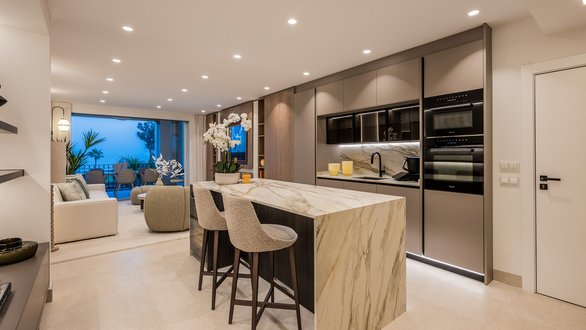 1b7af44f9bd55f42cdf55113c18e0761 - 25