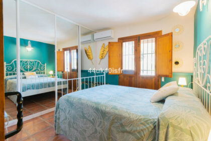 1bab596519f73018b0dddddaa0bf117e - 11