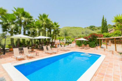 1bab596519f73018b0dddddaa0bf117e - 12