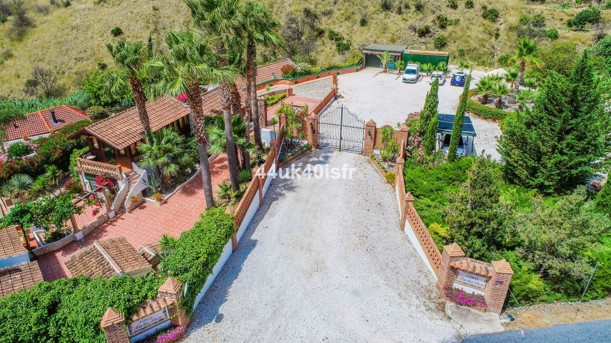 1bab596519f73018b0dddddaa0bf117e - 2