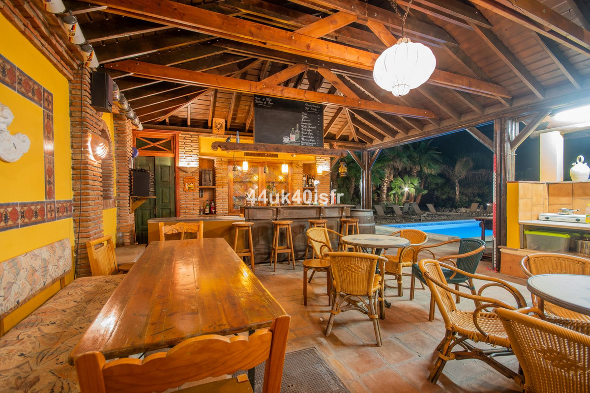 1bab596519f73018b0dddddaa0bf117e - 28