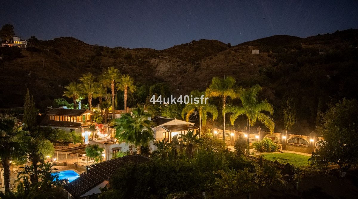 1bab596519f73018b0dddddaa0bf117e - 30