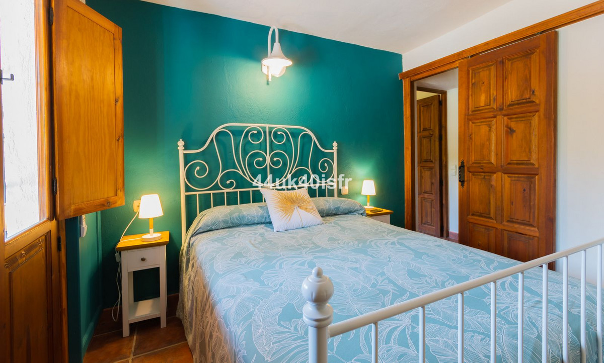 1bab596519f73018b0dddddaa0bf117e - 36