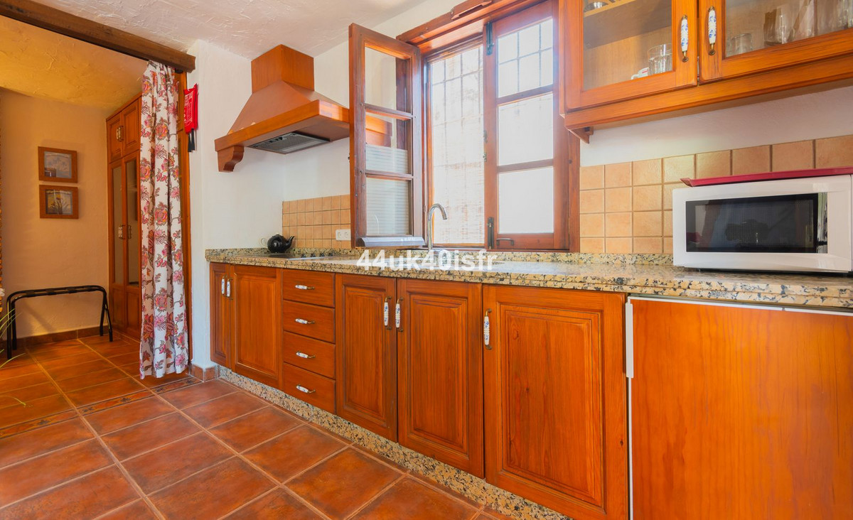 1bab596519f73018b0dddddaa0bf117e - 44