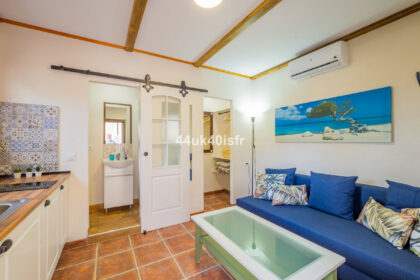 1bab596519f73018b0dddddaa0bf117e - 50