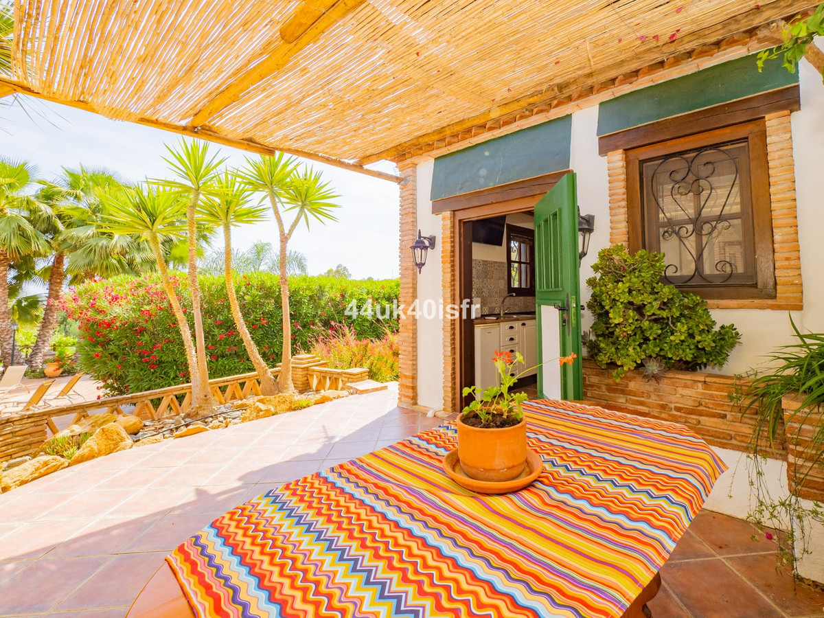 1bab596519f73018b0dddddaa0bf117e - 51