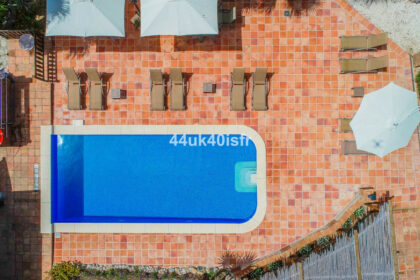 1bab596519f73018b0dddddaa0bf117e - 56