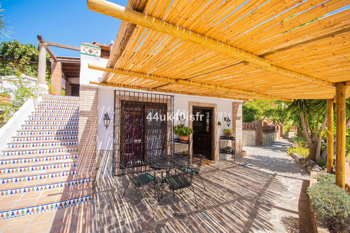 1bab596519f73018b0dddddaa0bf117e - 62