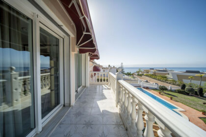 1bd1b7d353e5ea06c70ed6184778cd01 - 25