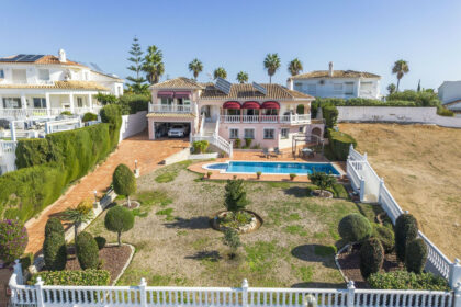 1bd1b7d353e5ea06c70ed6184778cd01 - 40