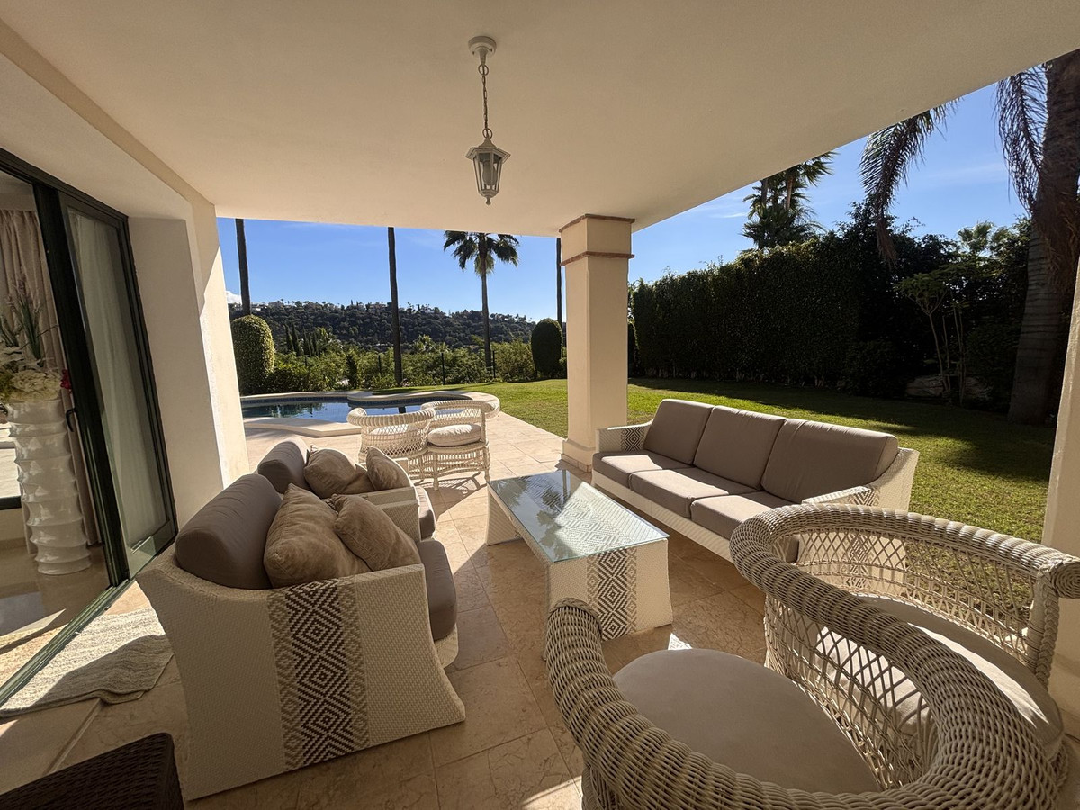 1c19f3f3d44dd9f3ea819768d11addd6 - 5