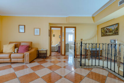 1c2a50ba58dcc2cfdb15cf9e4bdcb478 - 18