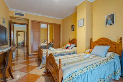 1c2a50ba58dcc2cfdb15cf9e4bdcb478 - 20