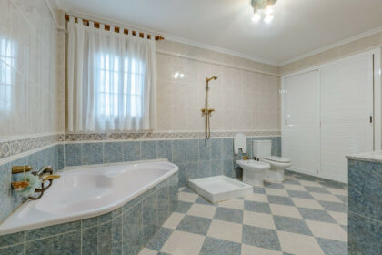 1c2a50ba58dcc2cfdb15cf9e4bdcb478 - 21