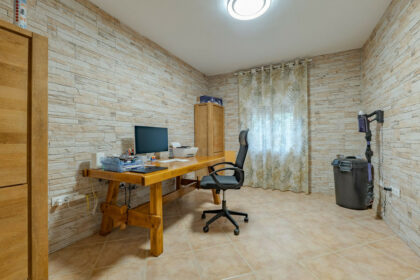 1c2a50ba58dcc2cfdb15cf9e4bdcb478 - 58