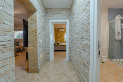 1c2a50ba58dcc2cfdb15cf9e4bdcb478 - 59