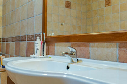 1c2a50ba58dcc2cfdb15cf9e4bdcb478 - 63