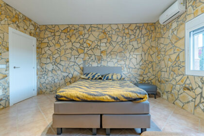 1c2a50ba58dcc2cfdb15cf9e4bdcb478 - 66