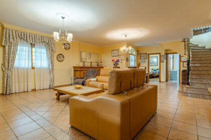 1c2a50ba58dcc2cfdb15cf9e4bdcb478 - 7