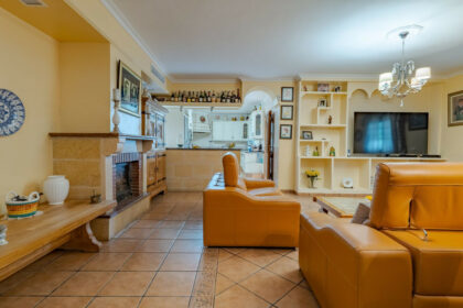 1c2a50ba58dcc2cfdb15cf9e4bdcb478 - 8