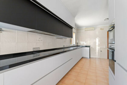 1c94d1f63c4a59ee609ac86f26ad8b30 - 20