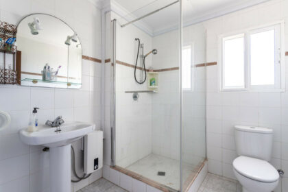 1c94d1f63c4a59ee609ac86f26ad8b30 - 28