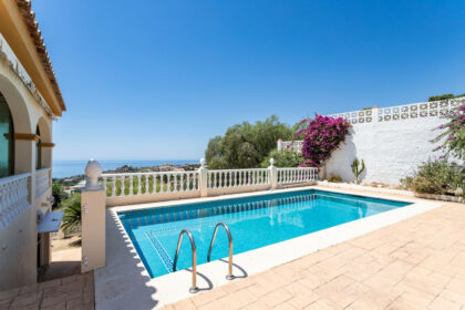 1c94d1f63c4a59ee609ac86f26ad8b30 - 30