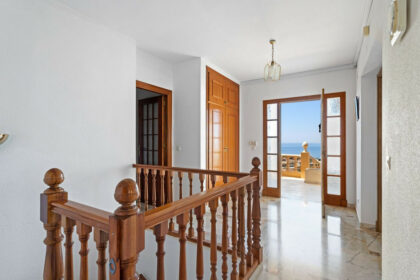 1c94d1f63c4a59ee609ac86f26ad8b30 - 7