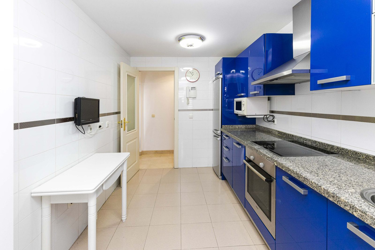 1cc365043493874ac3cb24464e69c739 - 11