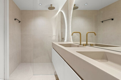 1d5661c2b05e699bb9f734869947b0b7 - 13