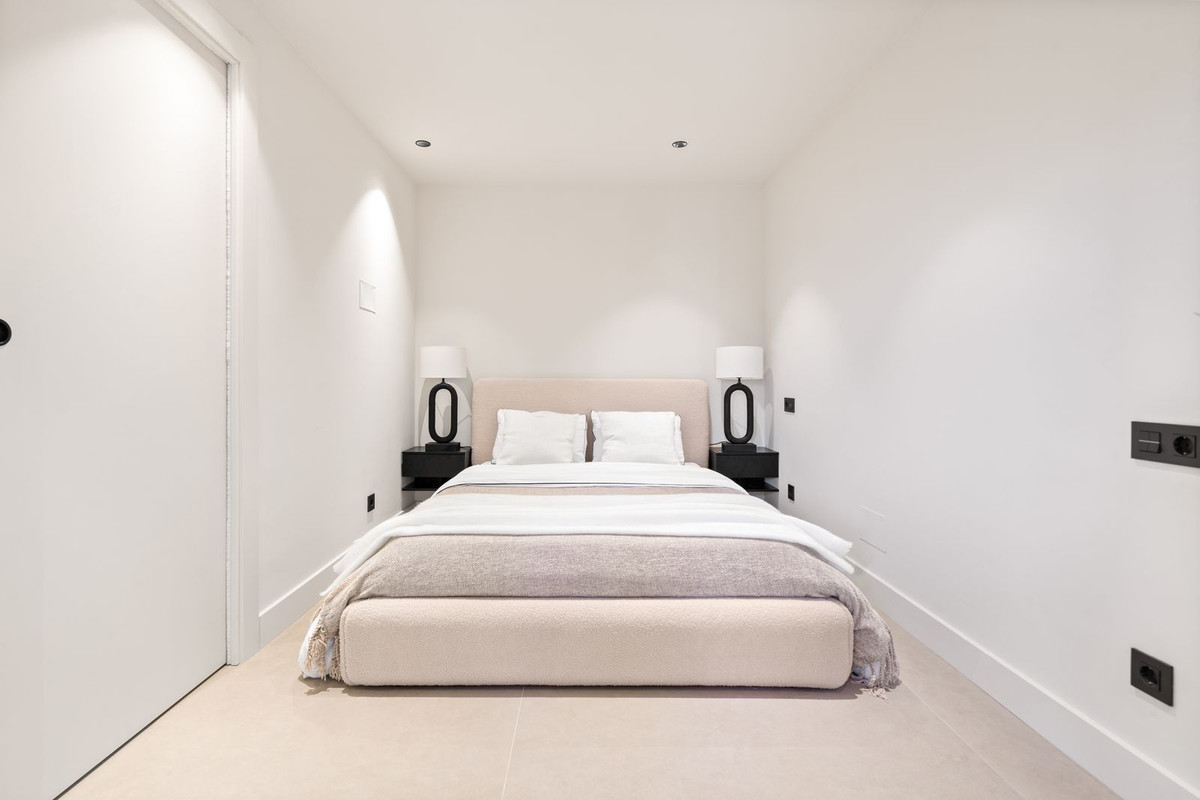 1d5661c2b05e699bb9f734869947b0b7 - 16