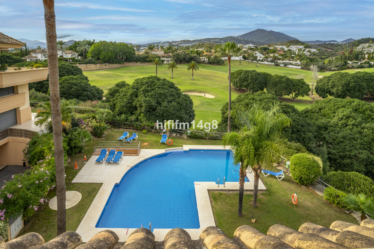 1d5be55fbb9a03648f29d29528677b16 - 21