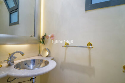 1d5be55fbb9a03648f29d29528677b16 - 30