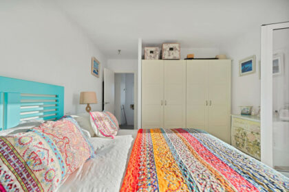 1de5ff241555418606bc283bfefc5dd5 - 54