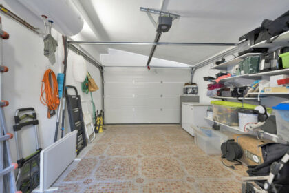 1de5ff241555418606bc283bfefc5dd5 - 71