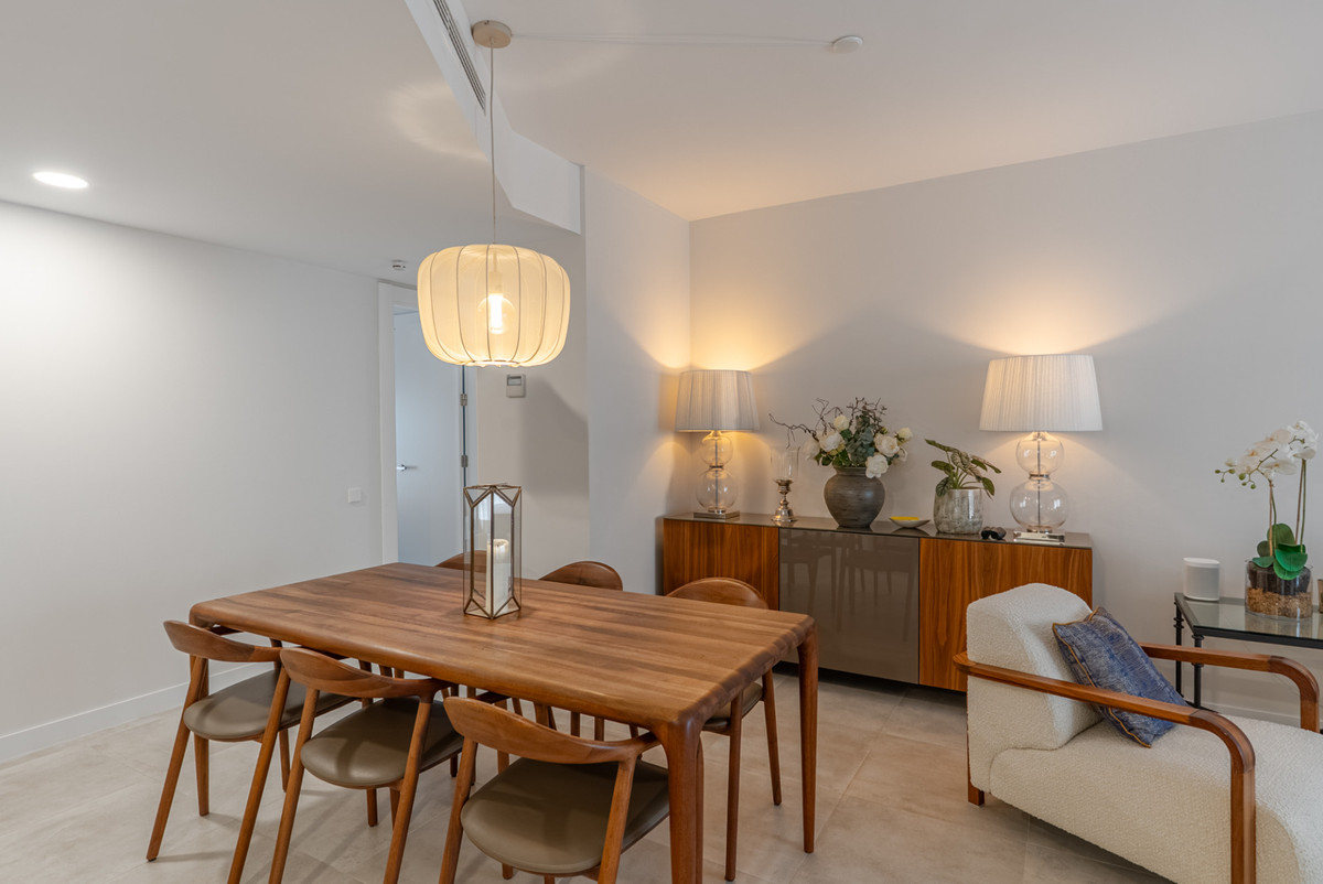 1e47442e3e8f30aeb12fe1a2accd6824 - 24