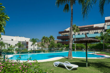 1ee5f2c76a751bbbf6b6f8242e17b601 - 32