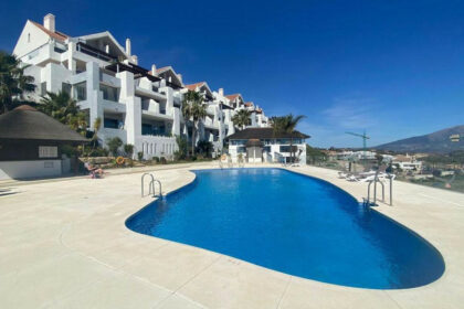 1efd1a8c76350493fcd96b1414a2389c - 10